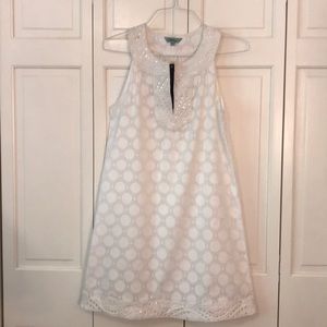 White sleeveless dress